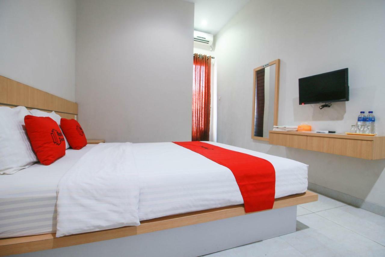 Reddoorz Syariah Near Universitas Jenderal Soedirman Purwokerto Esterno foto